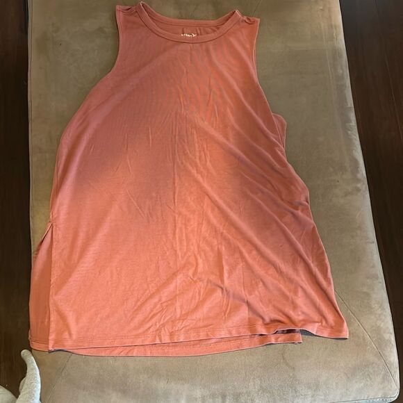 Old Navy Active Pink Sleeveless tunic activewear Top - Picture 1 of 7